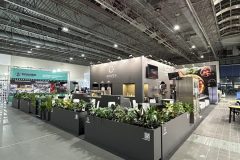 trksystem.com-trksystem.com-grafen-na-targach-smakki-2024-stoisko-targowe-by-tatjana-kobuszewska-trk-system-IMG-2407-scaled