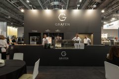 trksystem.com-trksystem.com-grafen-na-targach-smakki-2024-stoisko-targowe-by-tatjana-kobuszewska-trk-system-PCZ-3801-scaled