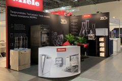 trksystem.com-1.-stoisko-Miele-5926