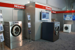 trksystem.com-malestoiskoprezentacyjneMieleKrakow3248.