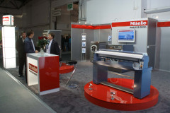 trksystem.com-malestoiskoprezentacyjneMieleKrakow3253