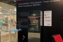trksystem.com-trksystem.com-mini-stoisko-miele-expo-xxi-8.-Miele-5958-scaled