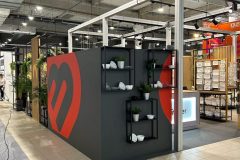 trksystem.com-trksystem.com-stoisko-targowe-bittner-blask-rodowych-sztuccow-image3-1