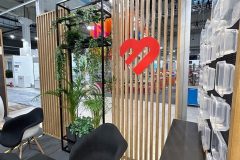 trksystem.com-trksystem.com-stoisko-targowe-bittner-blask-rodowych-sztuccow-image4