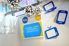 trksystem.com-trksystem.com-konferencja-tvn-stoisko-reklamowe-tvnmedia20155